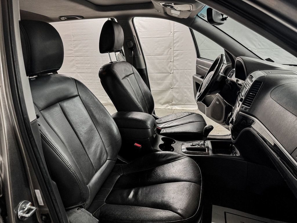 2012 Hyundai Santa Fe LIMITED AWD - 22971834 - 11