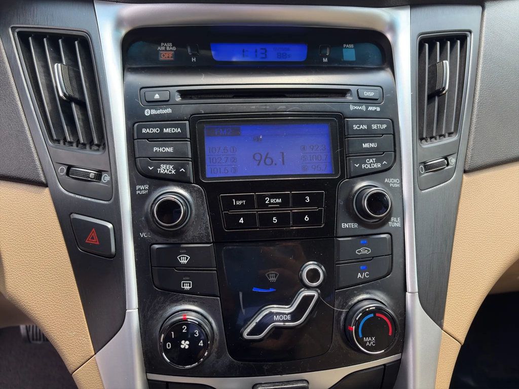 2012 Hyundai Sonata 4dr Sedan 2.4L Automatic GLS - 22978242 - 12