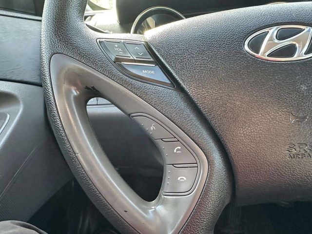 2012 Hyundai Sonata 4dr Sedan 2.4L Automatic GLS - 23033657 - 23