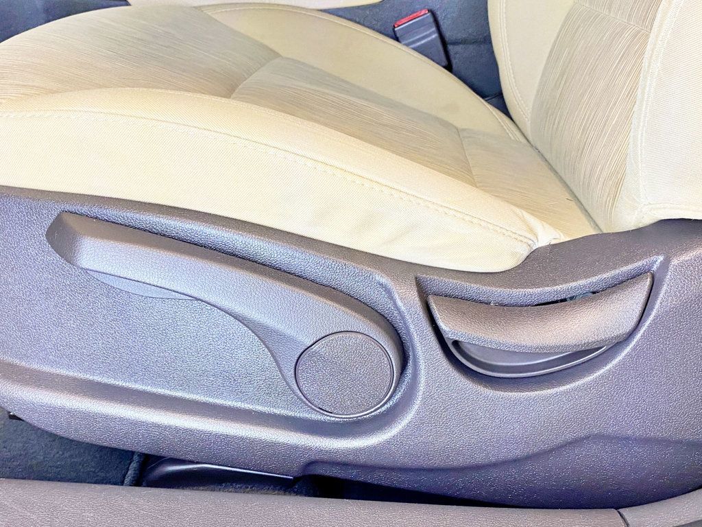 2012 Hyundai Sonata 4dr Sedan 2.4L Automatic GLS - 23027516 - 14