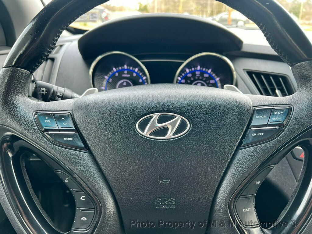 2012 Hyundai Sonata GLS photo 16