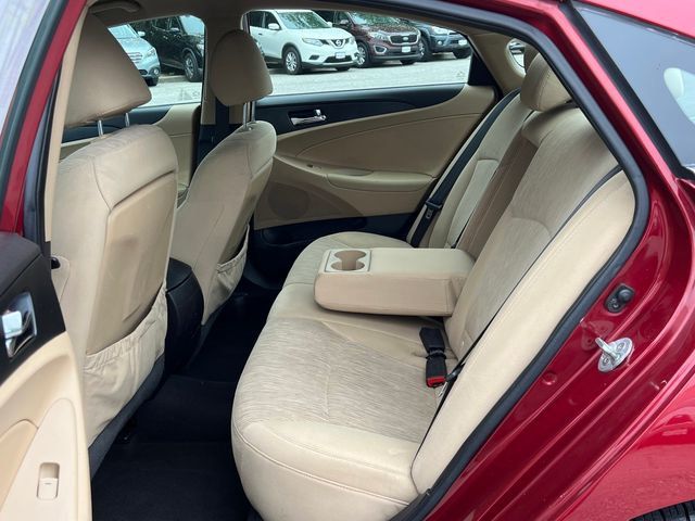 2012 Hyundai Sonata 4dr Sedan 2.4L Automatic GLS PZEV - 23023359 - 12