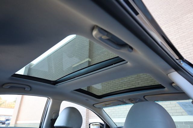 2012 Hyundai Sonata 4dr Sedan 2.4L Automatic Hybrid - 22958237 - 30