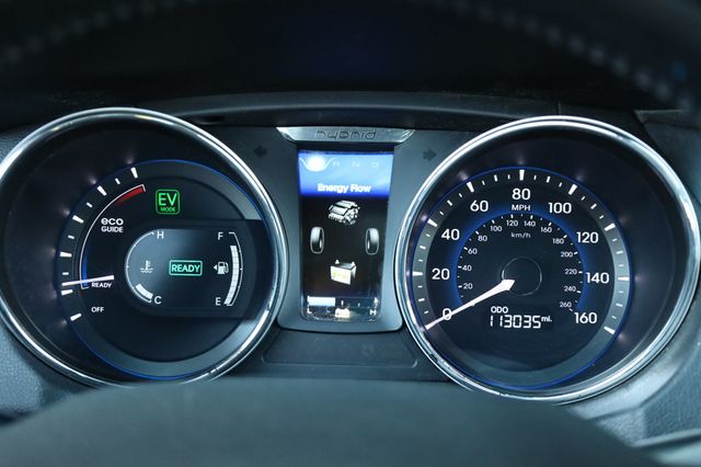 2012 Hyundai Sonata 4dr Sedan 2.4L Automatic Hybrid - 22958237 - 38