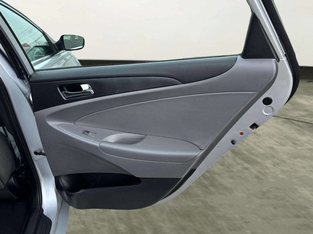 2012 Hyundai Sonata 4dr Sedan 2.4L Automatic SE - 22966027 - 12