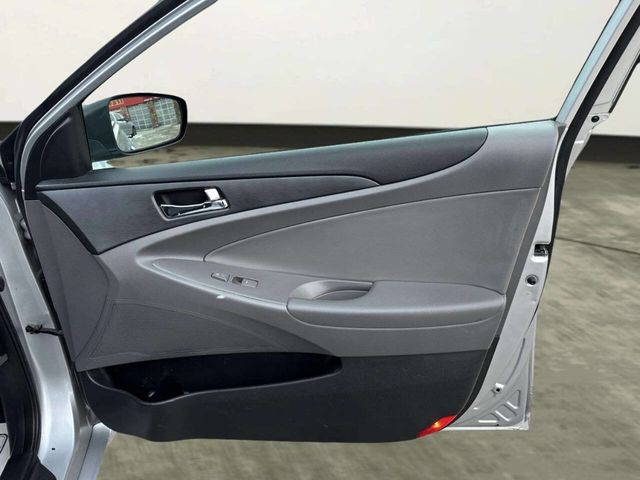 2012 Hyundai Sonata 4dr Sedan 2.4L Automatic SE - 22966027 - 18