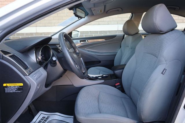 2012 Hyundai Sonata Hybrid - 23072902 - 16