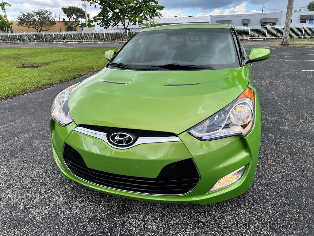 2012 Hyundai Veloster 3-Door Coupe Automatic Sunroof - 22485472 - 15