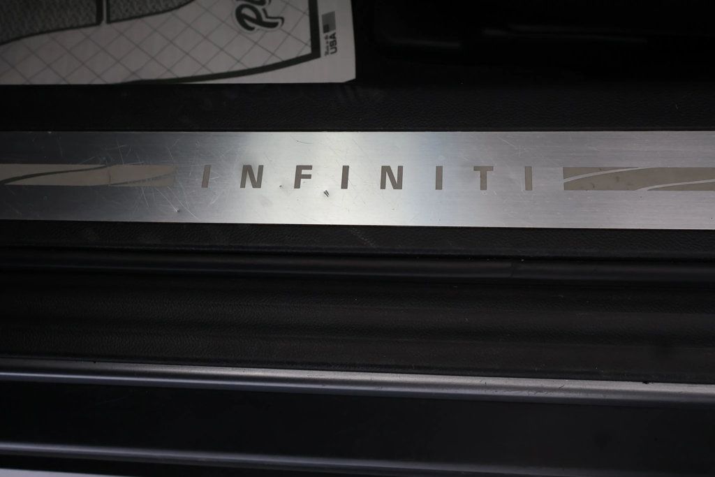 2012 Infiniti FX35 photo 27