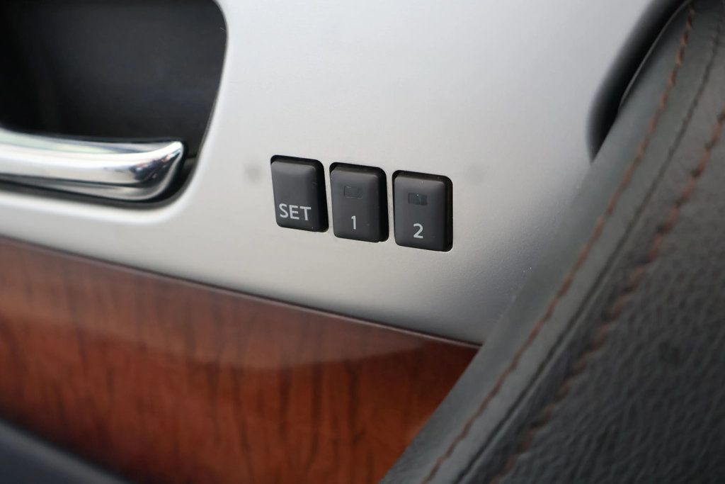 2012 Infiniti FX35 photo 28