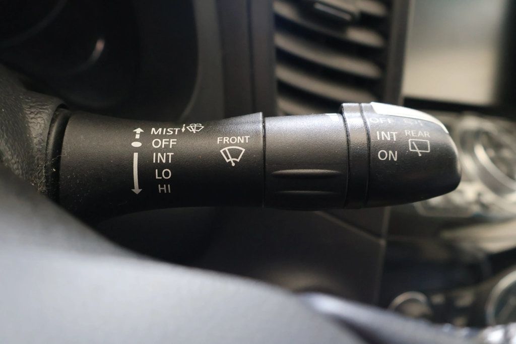 2012 Infiniti FX35 photo 31