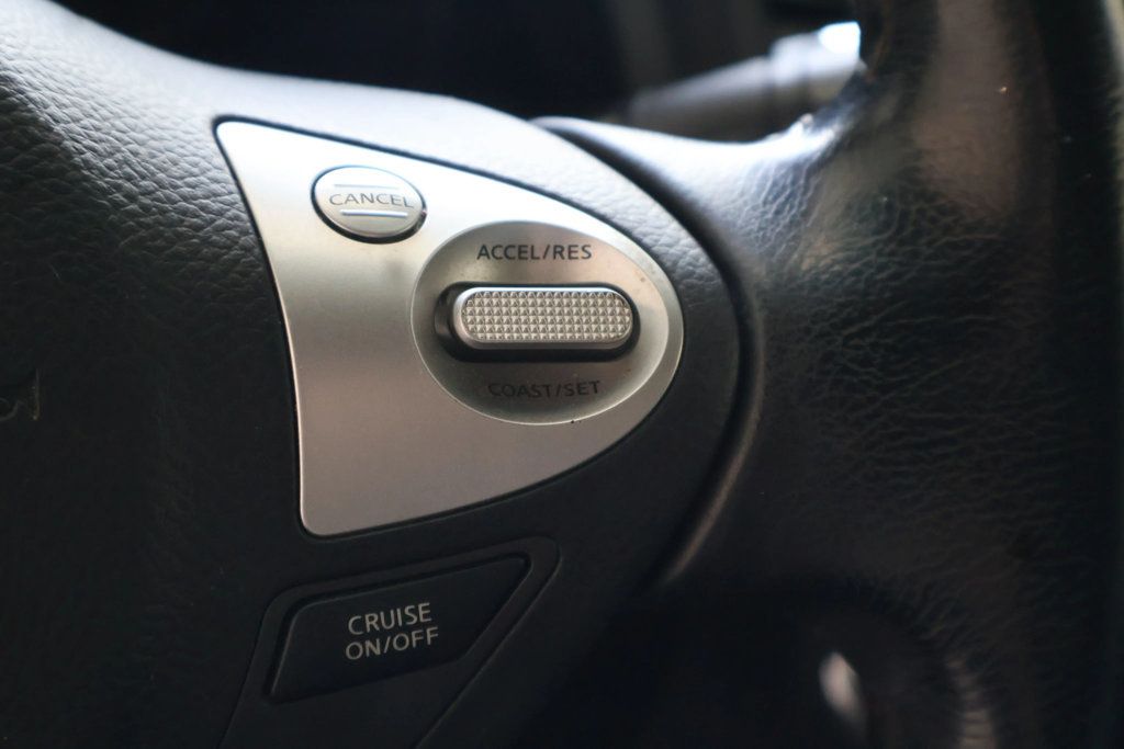 2012 Infiniti FX35 photo 33