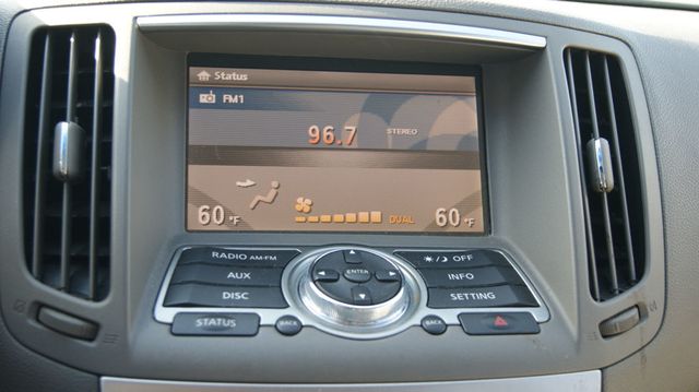 2012 INFINITI G25 Sedan JUST SERVICED , VERY CLEAN INISDE AND OUT  - 22822817 - 16