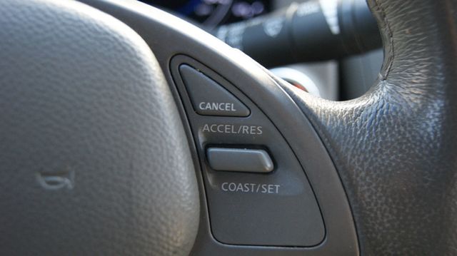 2012 INFINITI G25 Sedan JUST SERVICED , VERY CLEAN INISDE AND OUT  - 22822817 - 25