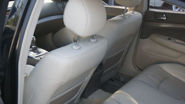 2012 INFINITI G25 Sedan JUST SERVICED , VERY CLEAN INISDE AND OUT  - 22822817 - 33