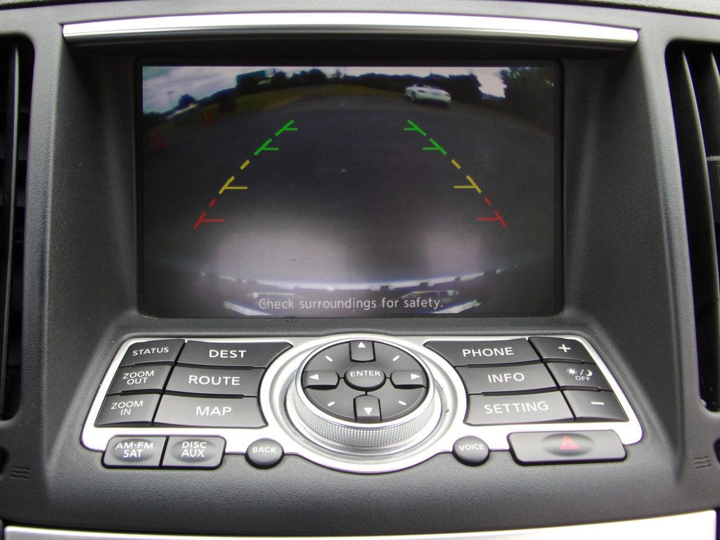 2012 Infiniti G37 Convertible photo 31