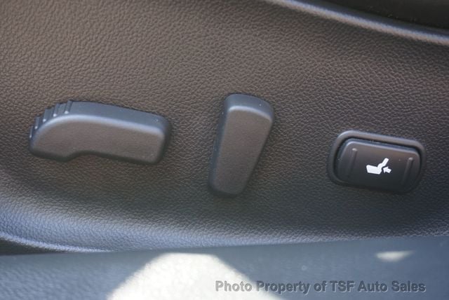 2012 INFINITI G37 Convertible 2dr - 23083630 - 32