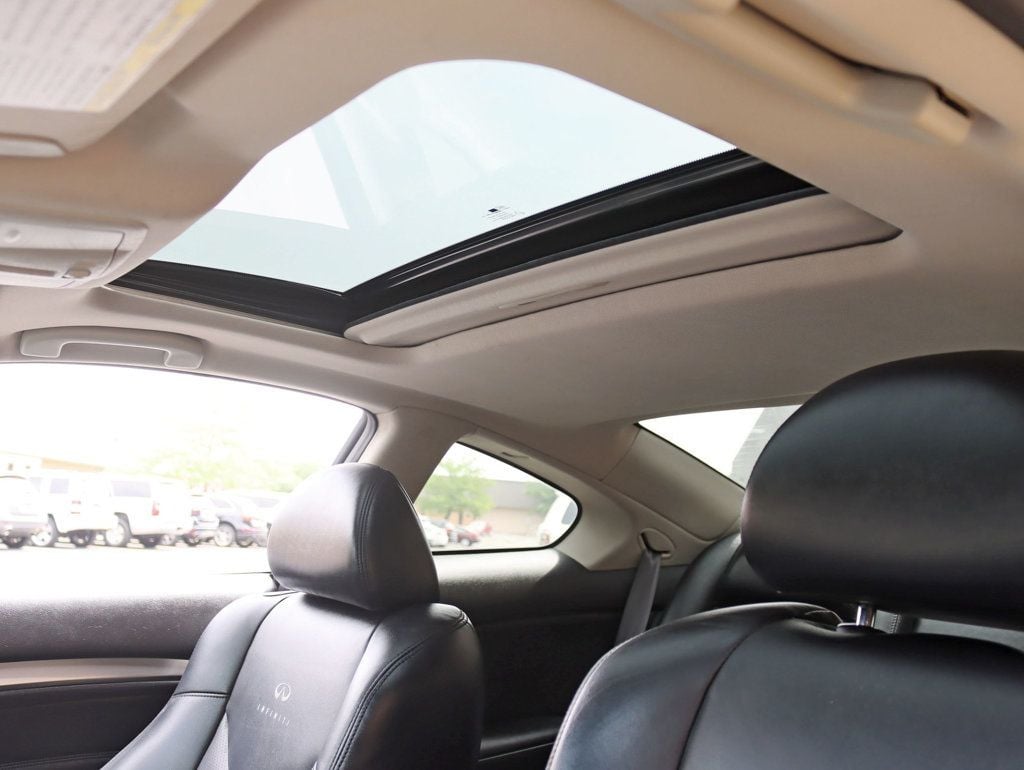 2012 Infiniti G37 Coupe x photo 20