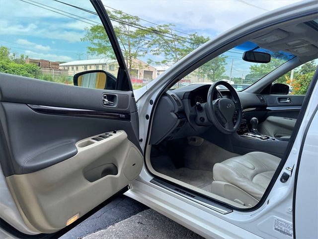 2012 Infiniti G37 Sedan  - 21484157 - 12