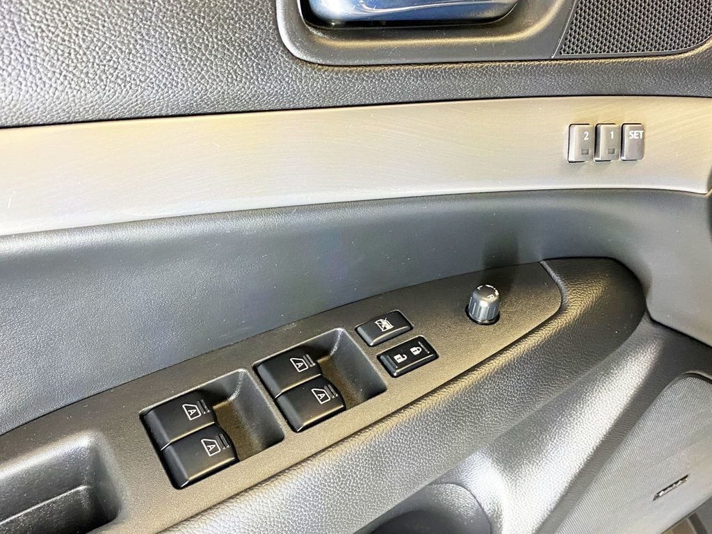 2012 Infiniti G37 x photo 15