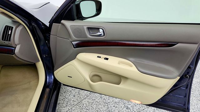 2012 INFINITI G37 Sedan 4dr x AWD with Premium, Navigation & Interior Accent Packages - 22969700 - 26