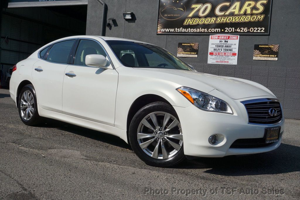2012 INFINITI M