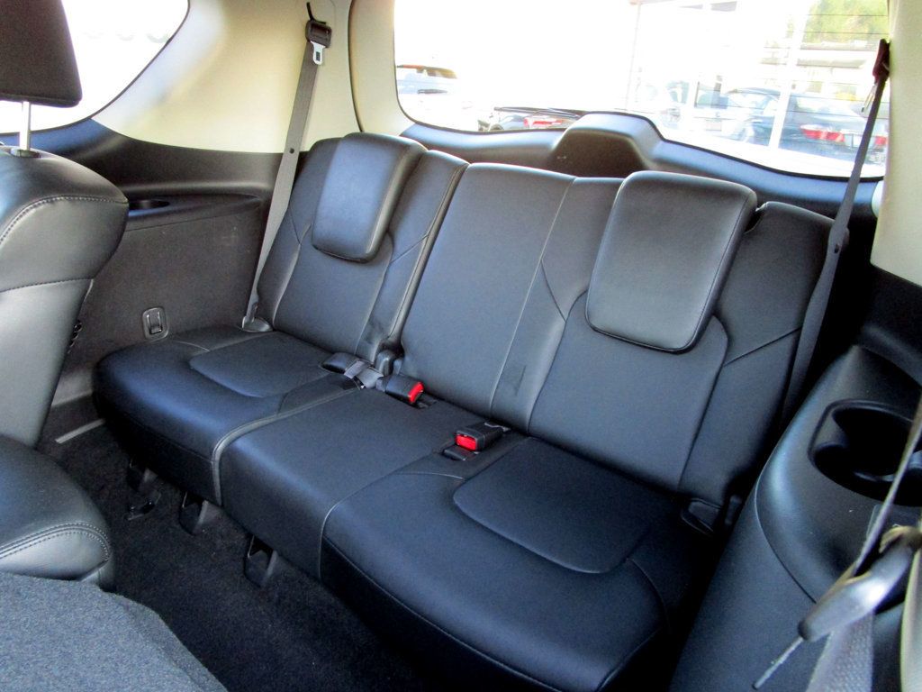 2012 Infiniti QX56 photo 20