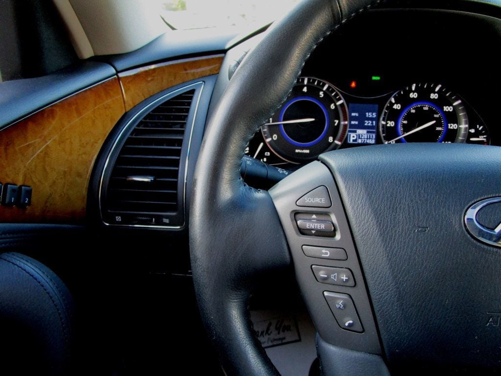 2012 Infiniti QX56 photo 23