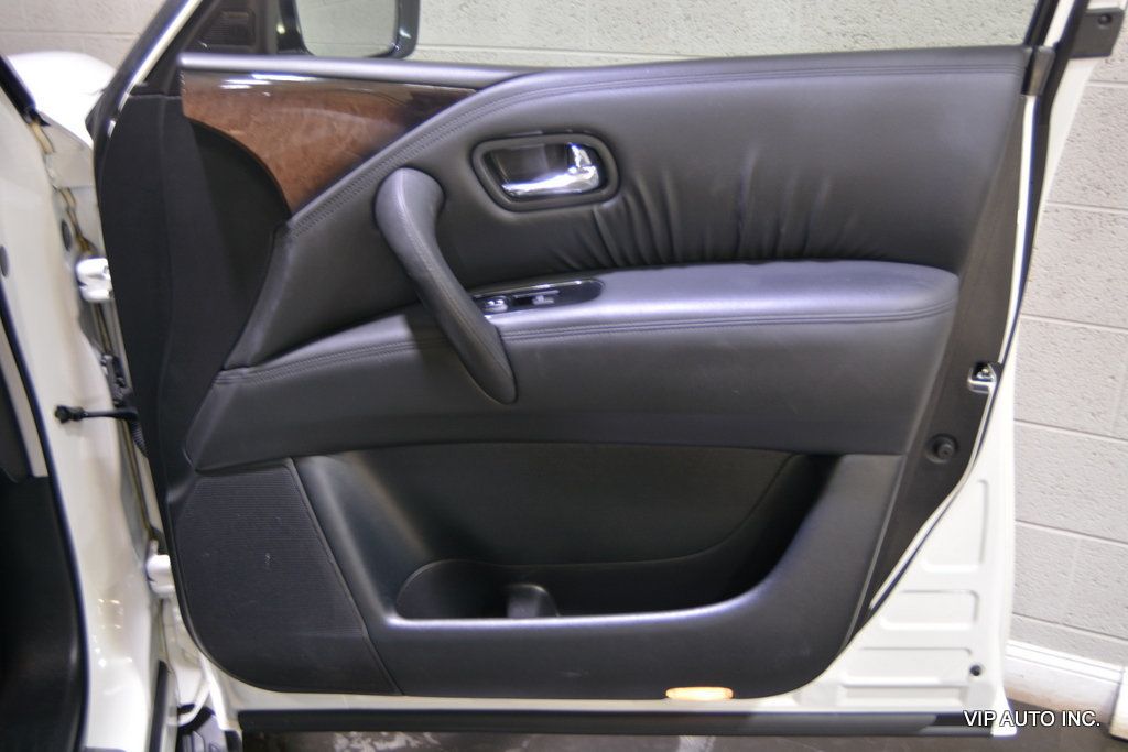 2012 INFINITI QX56 4WD 4dr 8-passenger - 22800269 - 10