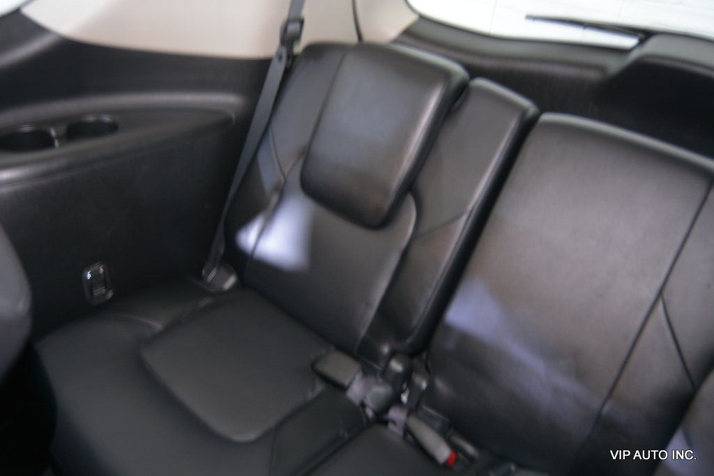 2012 INFINITI QX56 4WD 4dr 8-passenger - 22800269 - 27