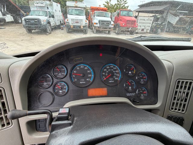 2012 International 4300 Dump Truck  - 23022523 - 16