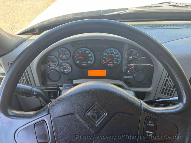 2012 International 4300 JUST 42k MILES! NON CDL! UNDER 26k GVW LONG BODY 23+ FEET! LIFT GATE! SUPER CLEAN UNIT! - 22984444 - 28