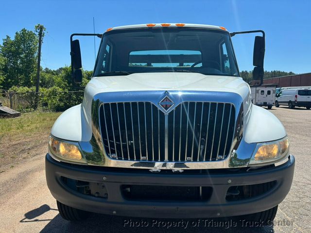 2012 International 4300 JUST 42k MILES! NON CDL! UNDER 26k GVW LONG BODY 23+ FEET! LIFT GATE! SUPER CLEAN UNIT! - 22984444 - 2