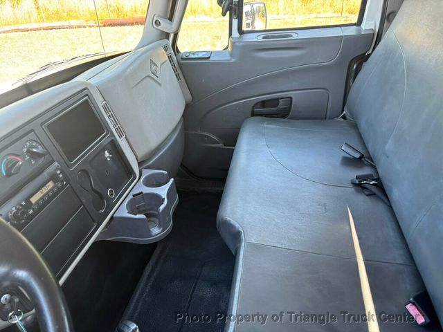 2012 International 4300 JUST 42k MILES! NON CDL! UNDER 26k GVW LONG BODY 23+ FEET! LIFT GATE! SUPER CLEAN UNIT! - 22984444 - 31