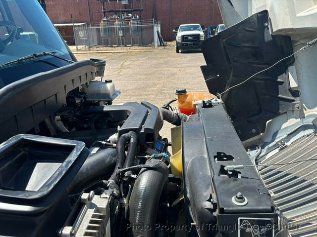 2012 International 4300 JUST 42k MILES! NON CDL! UNDER 26k GVW LONG BODY 23+ FEET! LIFT GATE! SUPER CLEAN UNIT! - 22984444 - 44