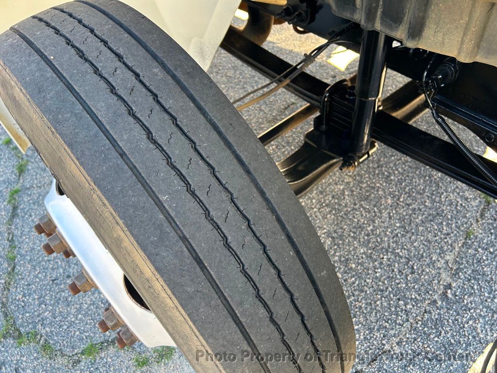 2012 International 4300 NON CDL BOX JUST 37k MILES! 100 PICTURES LIFT GATE! SUPER NICE UNIT! FINANCE OR LEASE! BOX TRUCK - 22783793 - 26