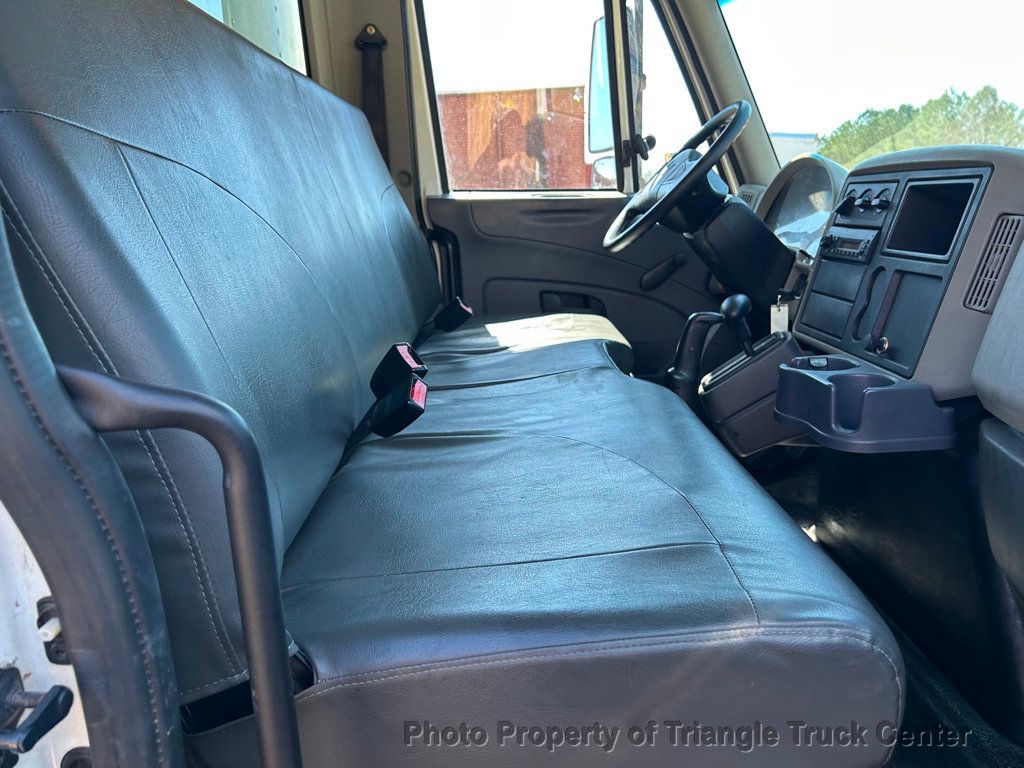 2012 International 4300 NON CDL BOX JUST 37k MILES! 100 PICTURES LIFT GATE! SUPER NICE UNIT! FINANCE OR LEASE! BOX TRUCK - 22783793 - 29