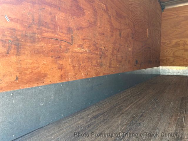 2012 International 4300 NON CDL BOX JUST 37k MILES! 100 PICTURES LIFT GATE! SUPER NICE UNIT! FINANCE OR LEASE! BOX TRUCK - 22783793 - 45