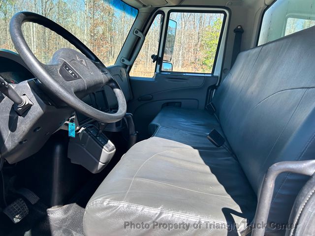 2012 International 4300 NON CDL BOX JUST 37k MILES! 100 PICTURES LIFT GATE! SUPER NICE UNIT! FINANCE OR LEASE! BOX TRUCK - 22783793 - 63