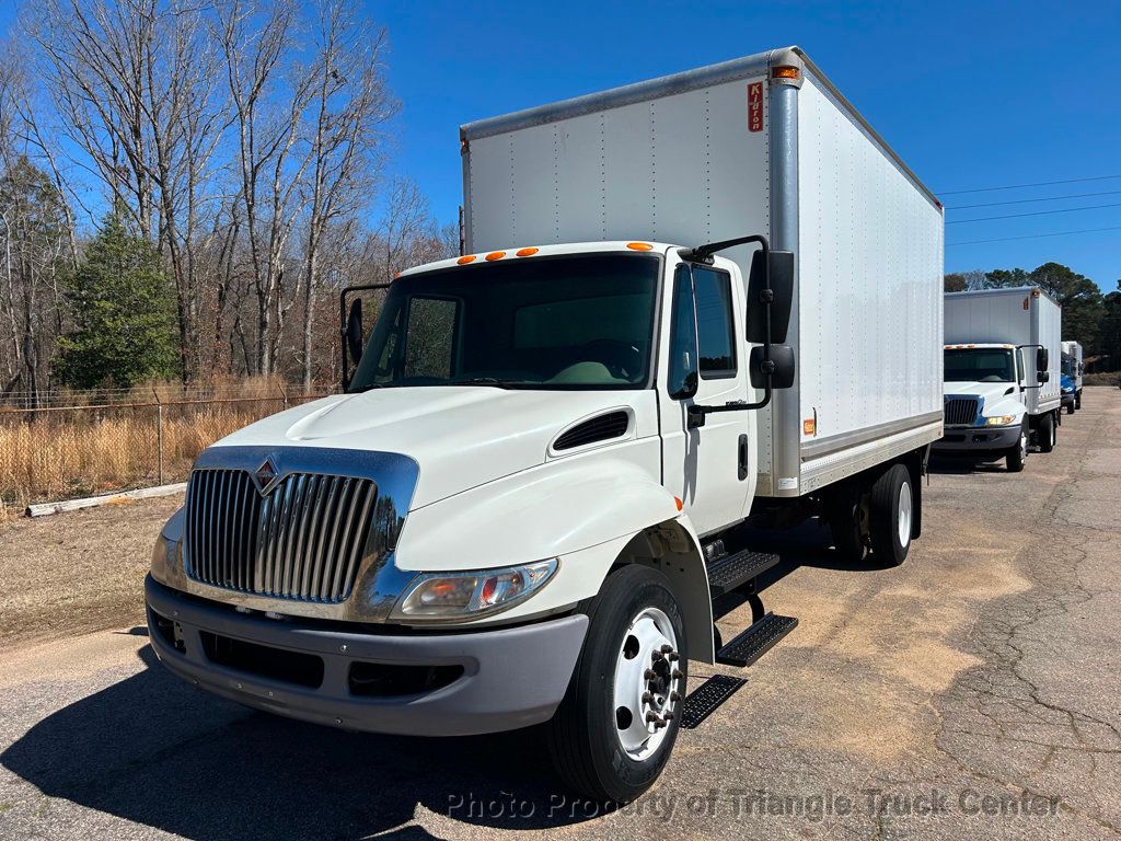 2012 International 4300 NON CDL BOX JUST 37k MILES! 100 PICTURES LIFT GATE! SUPER NICE UNIT! FINANCE OR LEASE! BOX TRUCK - 22783793 - 6