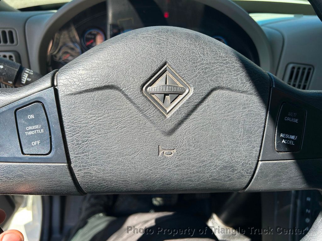 2012 International 4300 NON CDL BOX JUST 37k MILES! 100 PICTURES LIFT GATE! SUPER NICE UNIT! FINANCE OR LEASE! BOX TRUCK - 22783793 - 76