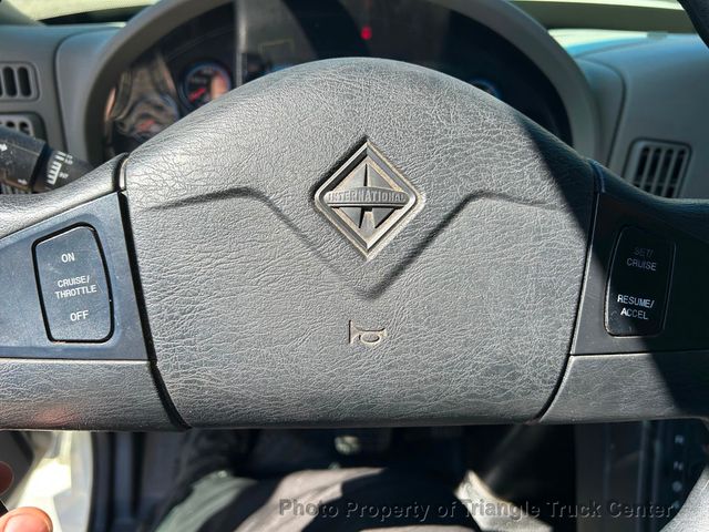 2012 International 4300 NON CDL BOX JUST 37k MILES! 100 PICTURES LIFT GATE! SUPER NICE UNIT! FINANCE OR LEASE! BOX TRUCK - 22783793 - 76