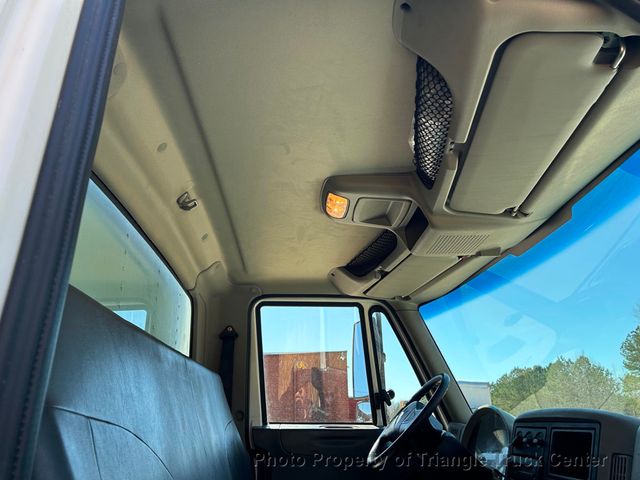2012 International 4300 NON CDL BOX JUST 37k MILES! 100 PICTURES LIFT GATE! SUPER NICE UNIT! FINANCE OR LEASE! BOX TRUCK - 22783793 - 85