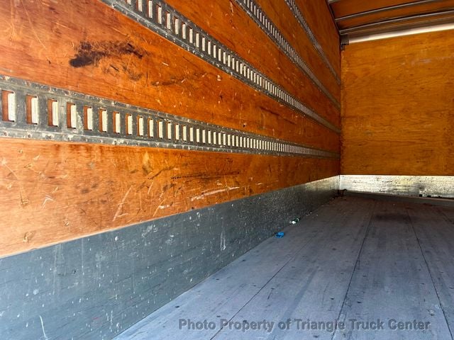 2012 International 4300 NON CDL JUST 33k MILES! LIFT GATE 3,000LB! SUPER CLEAN UNIT! NO DEF FLUID REQUIRED! BOX TRUCK - 22802298 - 9