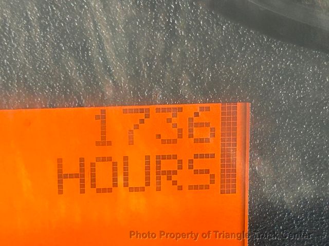 2012 International 4300 NON CDL JUST 33k MILES! LIFT GATE 3,000LB! SUPER CLEAN UNIT! NO DEF FLUID REQUIRED! BOX TRUCK - 22802298 - 25