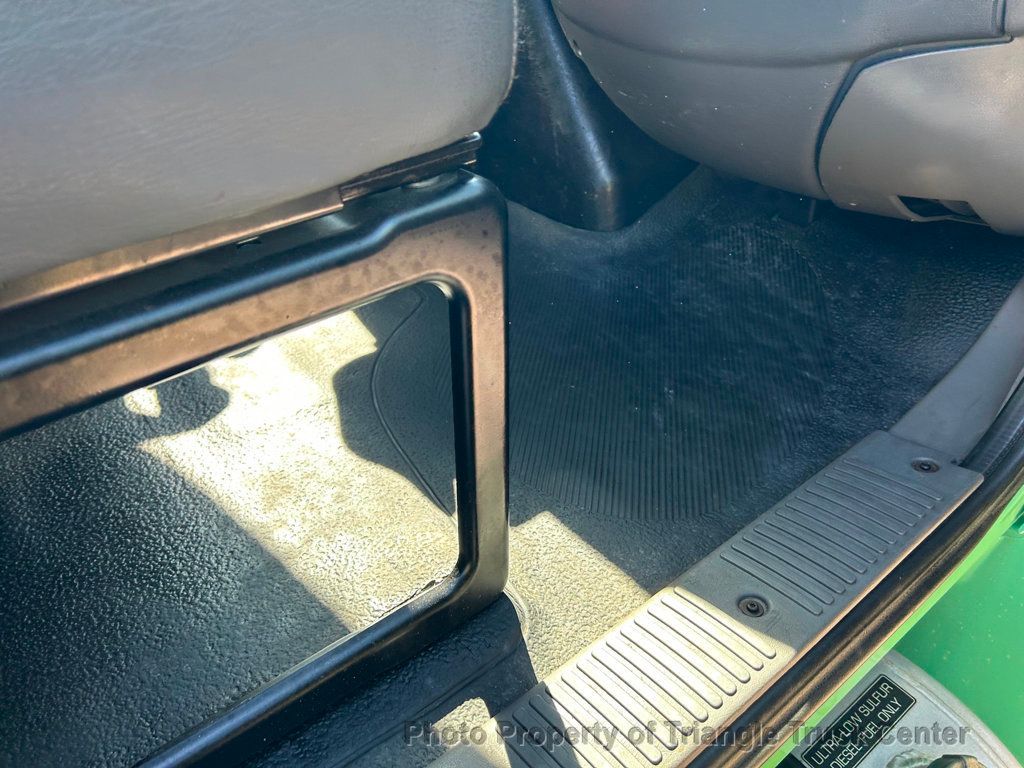 2012 International 4300 NON CDL JUST 33k MILES! LIFT GATE 3,000LB! SUPER CLEAN UNIT! NO DEF FLUID REQUIRED! BOX TRUCK - 22802298 - 30