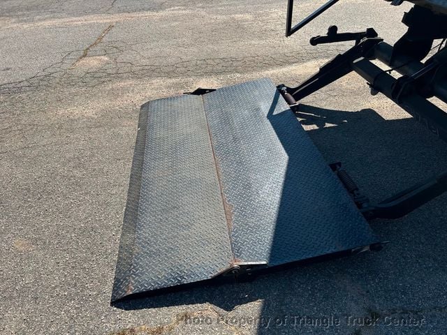 2012 International 4300 NON CDL JUST 33k MILES! LIFT GATE 3,000LB! SUPER CLEAN UNIT! NO DEF FLUID REQUIRED! BOX TRUCK - 22802298 - 6