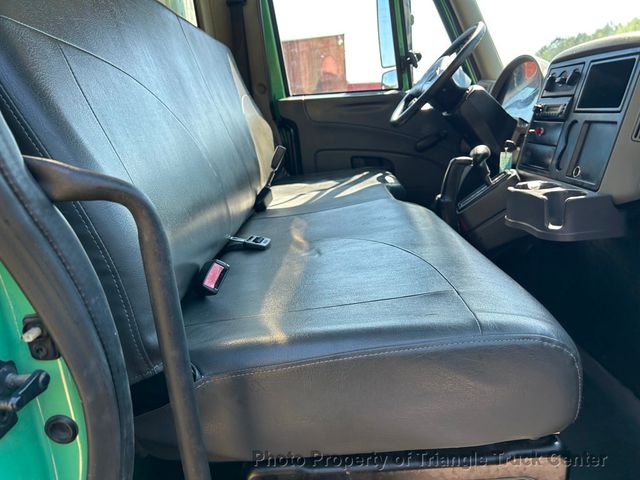 2012 International 4300 NON CDL JUST 33k MILES! LIFT GATE 3,000LB! SUPER CLEAN UNIT! NO DEF FLUID REQUIRED! BOX TRUCK - 22802298 - 73