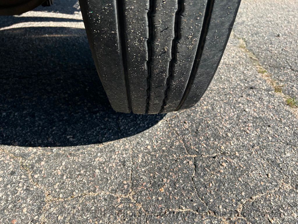 2012 International 4300 NON CDL JUST 33k MILES! LIFT GATE 3,000LB! SUPER CLEAN UNIT! NO DEF FLUID REQUIRED! BOX TRUCK - 22802298 - 90