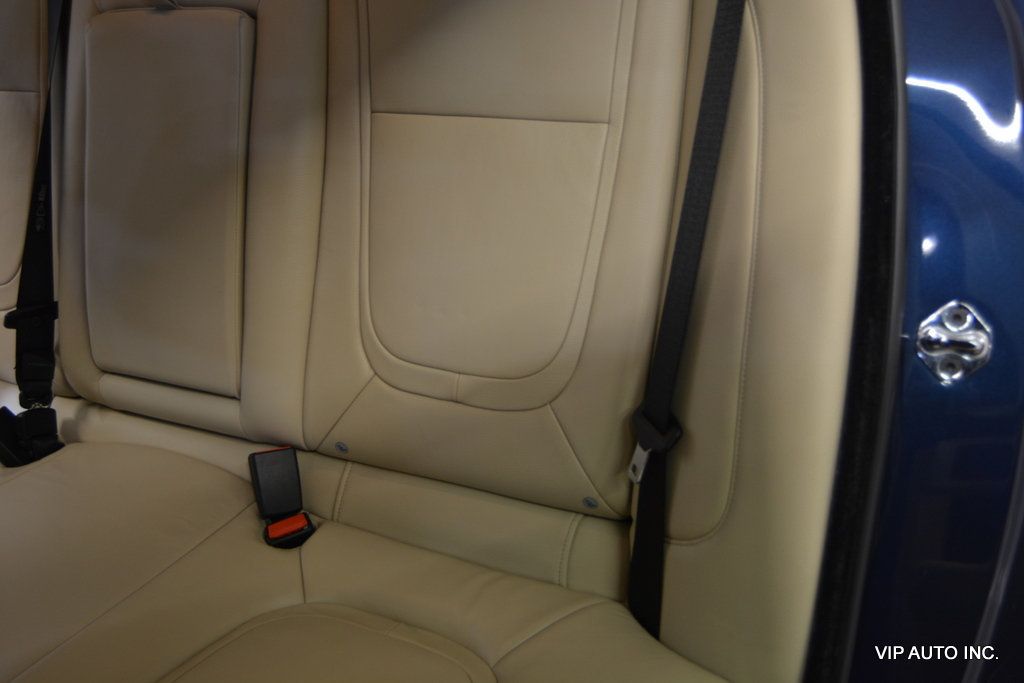 2012 Jaguar XF 4dr Sedan - 22930981 - 24